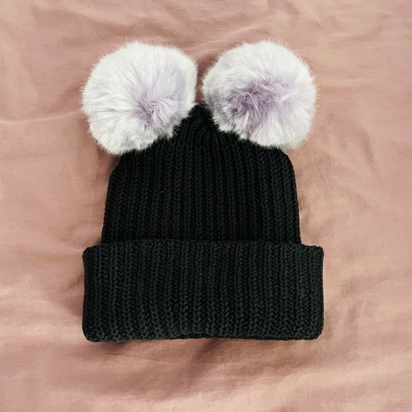 Disney x Love Your Melon - Minnie Mouse Beanie with Purple Poms, Brand New! - Picture 2 of 4